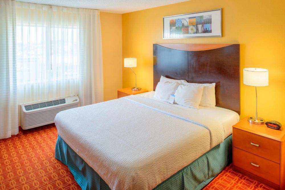 Executive King Guest Room, Larger Guest room interior